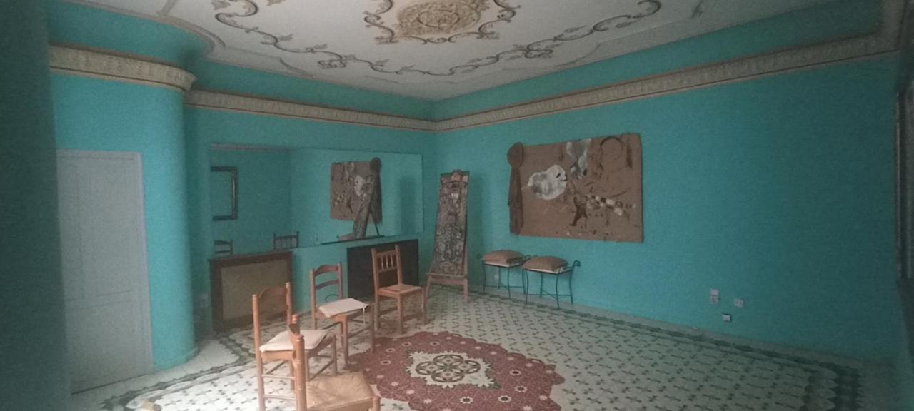 Bed and Breakfast Casa Artistica Гандия Экстерьер фото