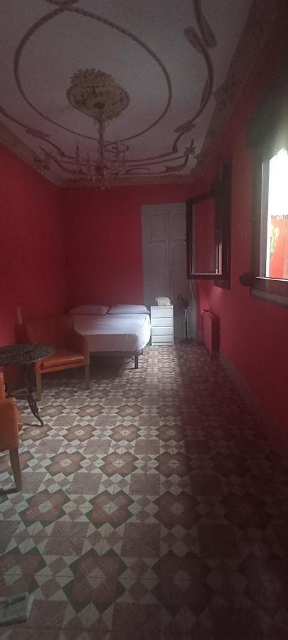 Bed and Breakfast Casa Artistica Гандия Экстерьер фото