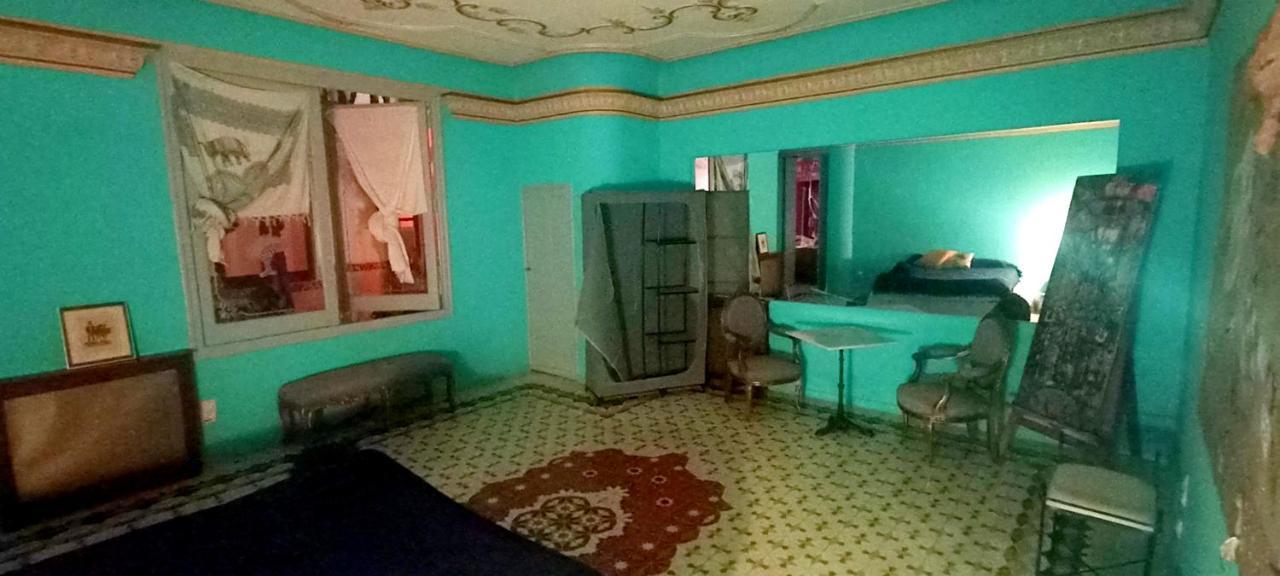 Bed and Breakfast Casa Artistica Гандия Экстерьер фото